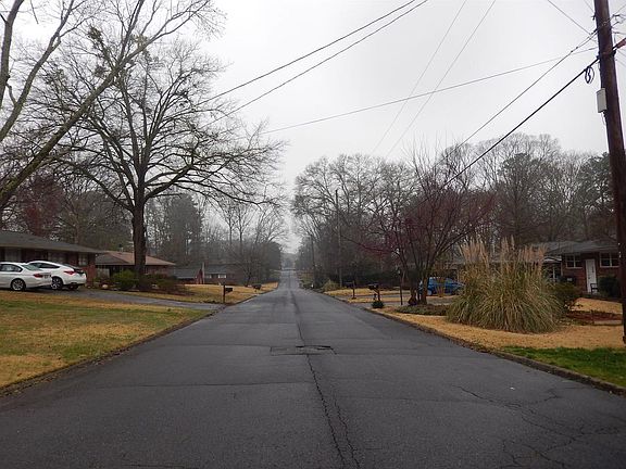 4th image of 479 Jo Ann Dr SE