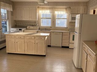 321 Grant St #2, Framingham, MA 01702
