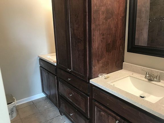 4th image of 245 Williamsburg Cir Lot 84