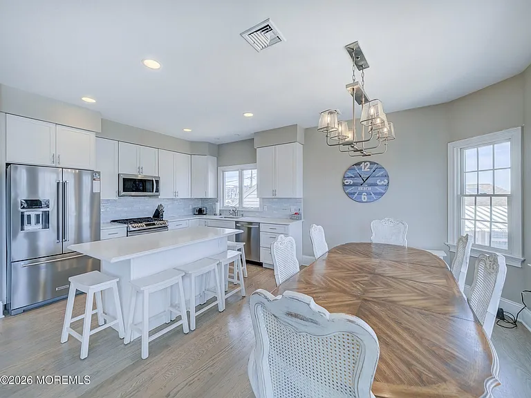231 Bryn Mawr Ave — Photo 8