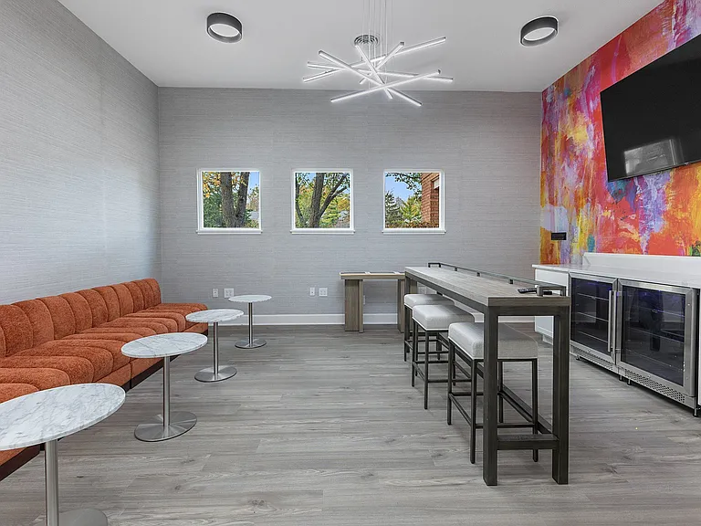 Indian Lookout Apartments — Photo 55