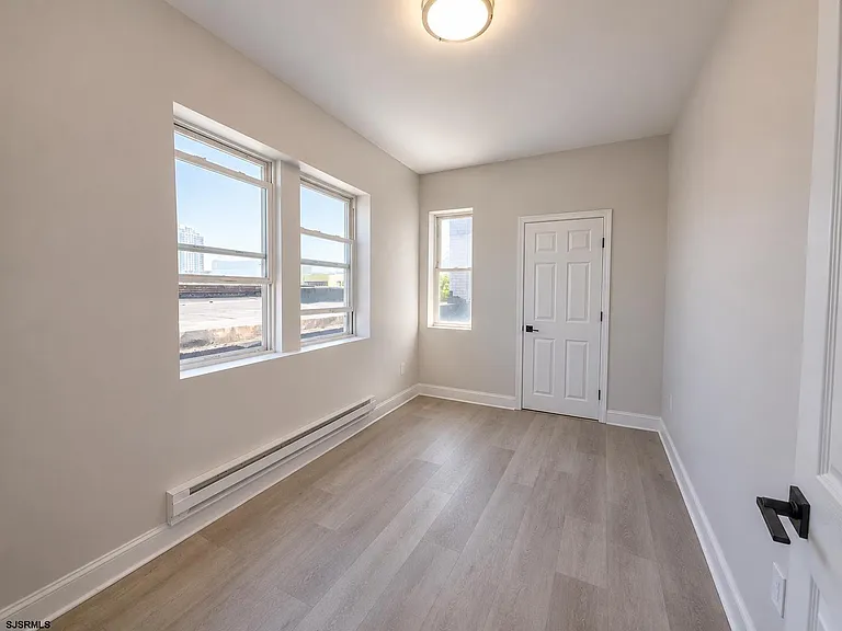 919 Atlantic Ave — Photo 6