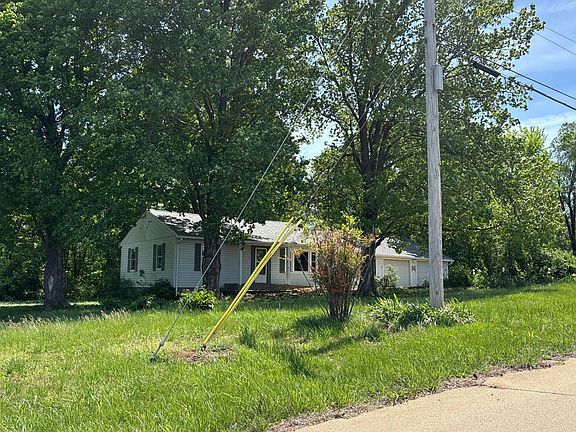 3rd image of 1433 Jennings Rd