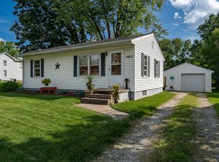 2802 Lucas St, Muscatine, IA 52761