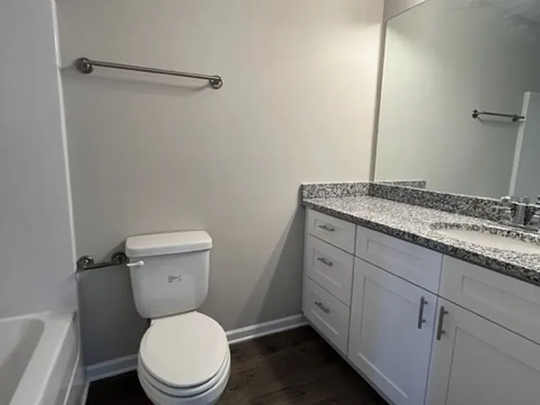 218 Tara Ct — Photo 10