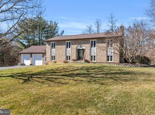 40 Stoneledge Rd, Newville, PA 17241