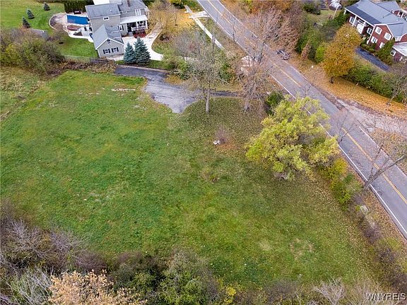 5th image of 317 Lebrun Rd