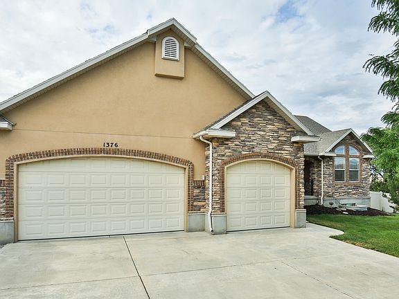 2nd image of 1376 W Jordan Hills Dr