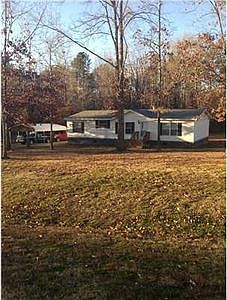 1st image of 120 E Pointe Dr