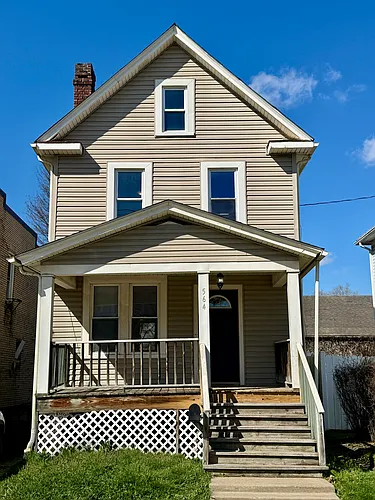 564 W Brady St Photo 1