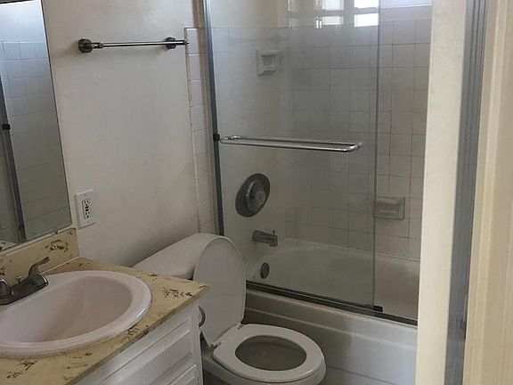 5th image of 4344 Ohio St APT 7