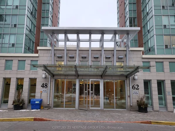 48 Suncrest Blvd #B36, Markham, ON L3T 7Y5