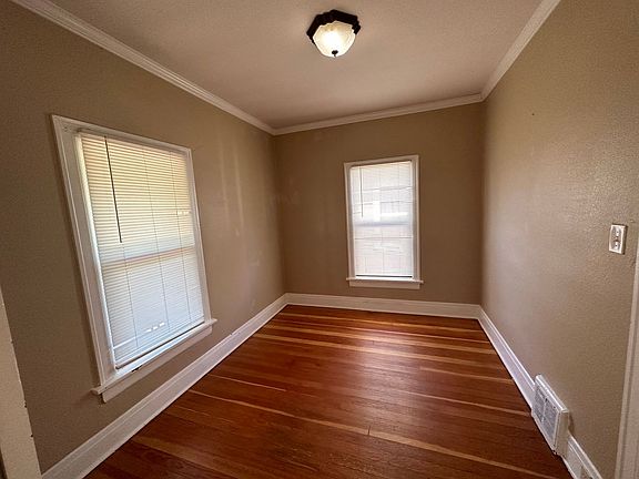 4th image of 138 W Ramona Ave #A