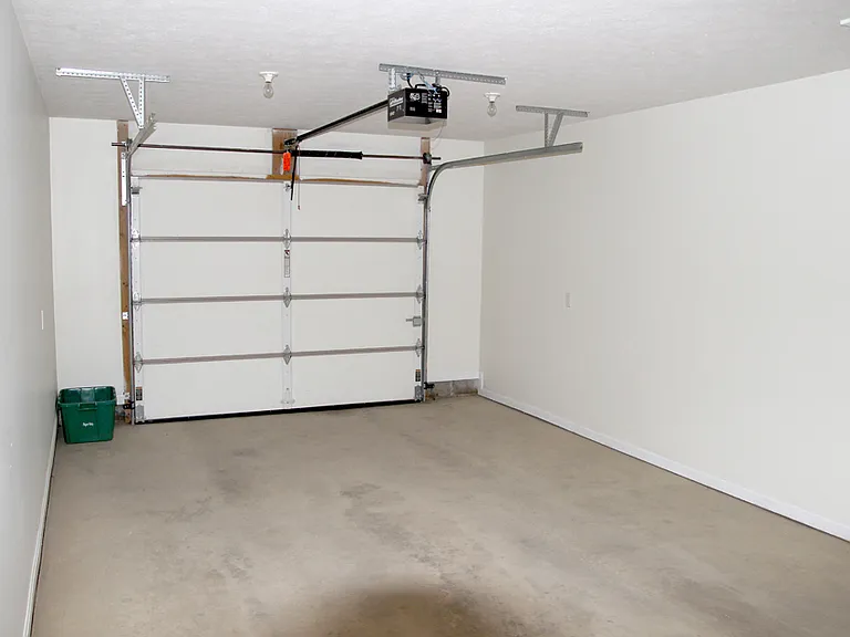 104 Brookside Dr — Photo 15