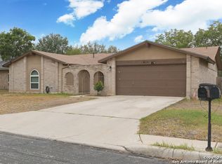 8359 Echo Willow Dr, San Antonio, TX 78250