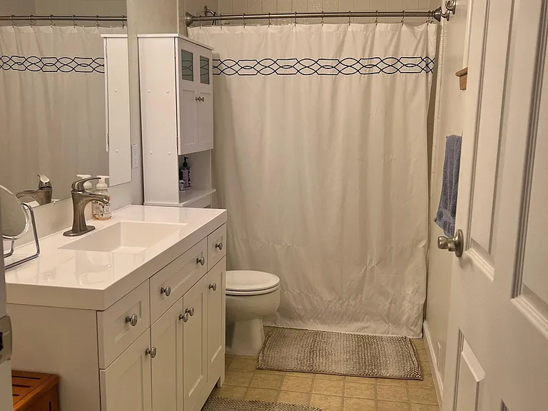 2576 Elwood Ave — Photo 22
