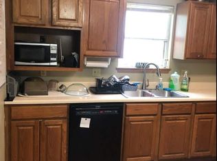 828 Thurston St, Manhattan, KS 66502