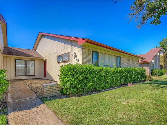 3rd image of 4131 Greenway Dr