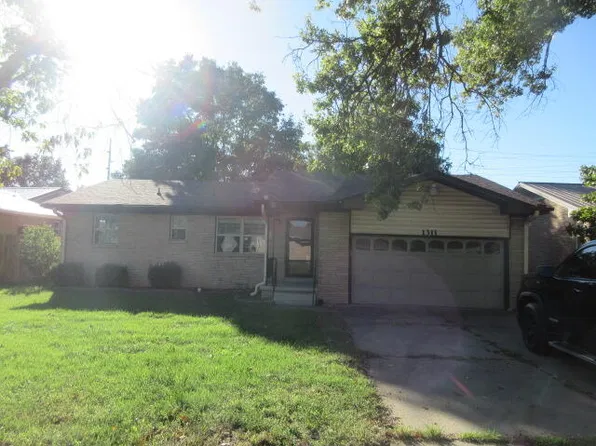1311 Park Heights St, Miami, OK 74354