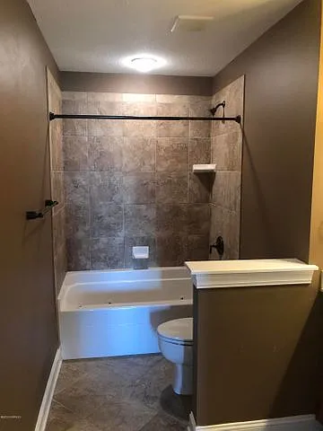 2309 B Berwick Ct #1 — Photo 11