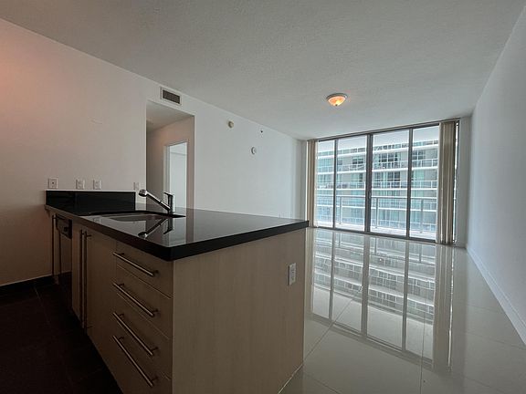 5th image of 1111 SW 1st Ave N #1-2615