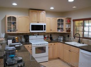 2005 Stanley Way, Escondido, CA 92027