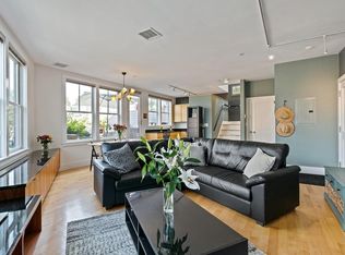 94 Hampshire St #A, Cambridge, MA 02139