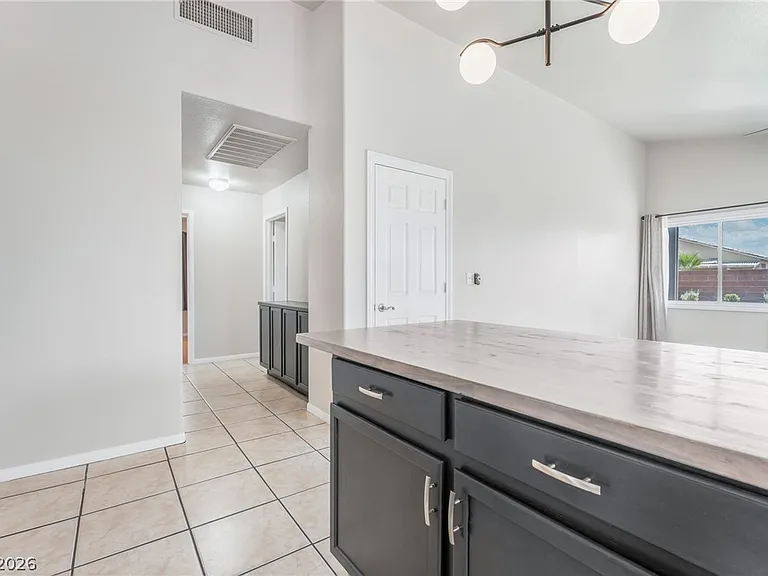 4353 Scarlet Sea Ave — Photo 9