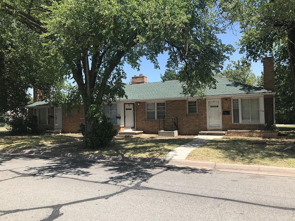 Middle Apartment