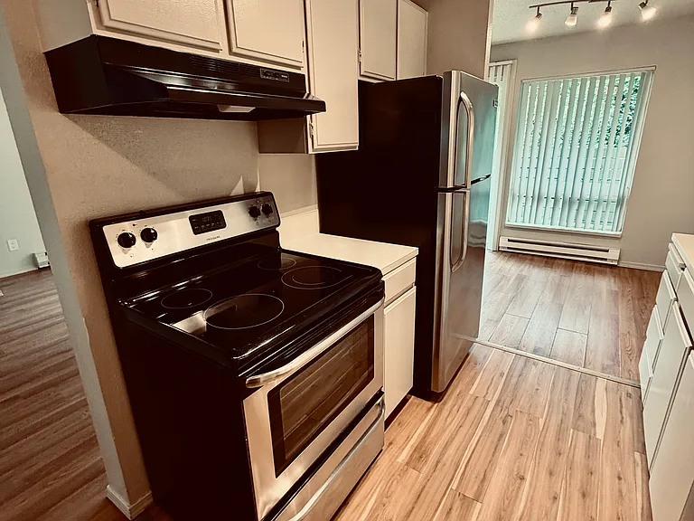3430 Renton Pl S #102 — Photo 1