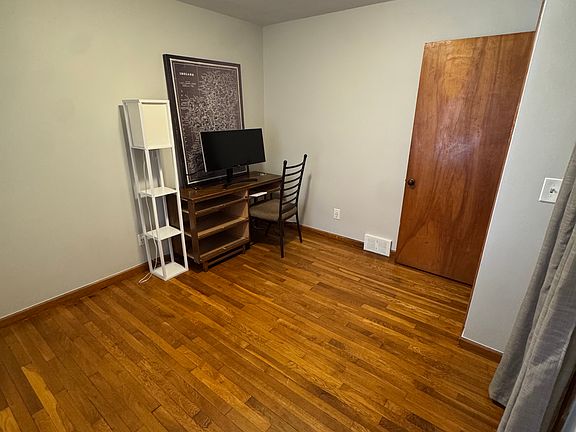 2nd image of 1103 Catalpa Dr