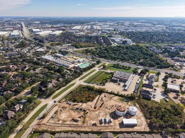 15200 Point Park NW, Houston, TX 77095