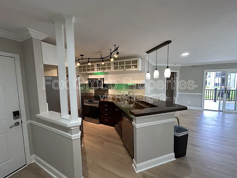18837 Vineyard Point Ln — Photo 8