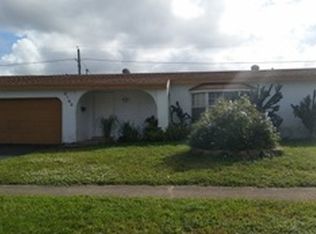 8140 NW 21st St, Sunrise, FL 33322