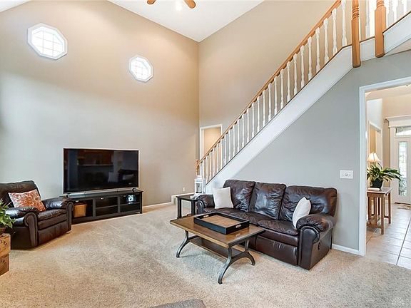 5th image of 871 Bolton Abbey Ln