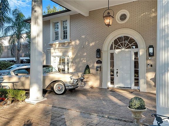 5th image of 5555 Marcia Ave