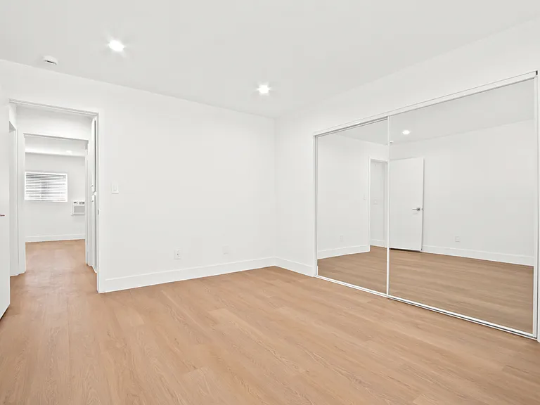 11737 Courtleigh Dr. — Photo 11