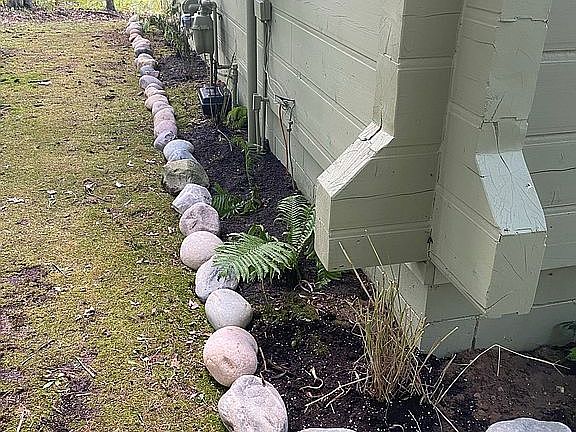 New rock border & perennials