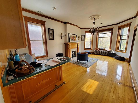 5th image of 2337 N Kedzie Blvd #2