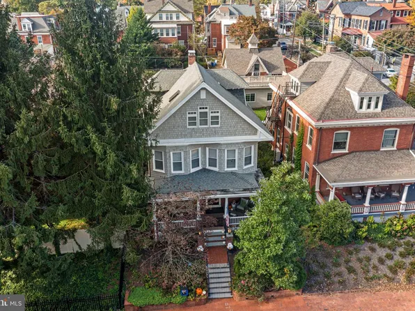 403 Dean St, West Chester, PA 19382