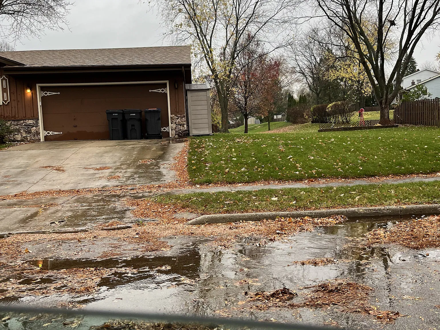 3 bed, 1.5 bath, 1146 sqft, $2,450 — Photo 3