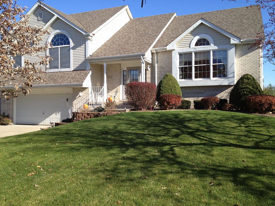 1st image of 2731 Wood Dr