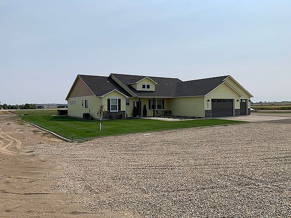 3rd image of 8532 Lowell View Ct