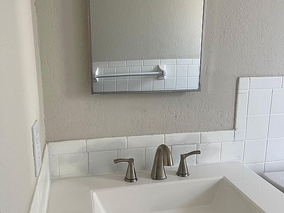 4th image of 361 41st Ave N #10