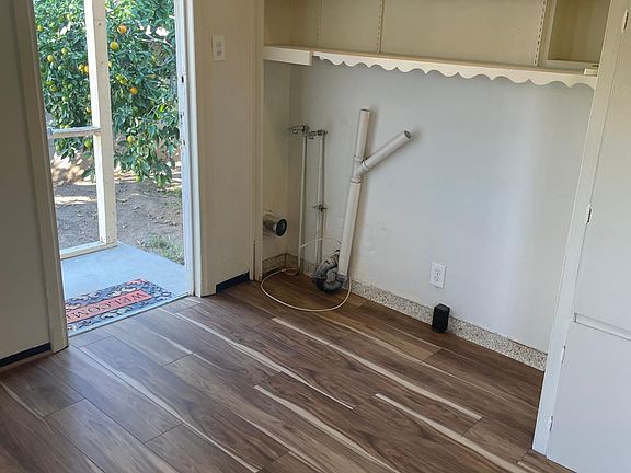 convenient washer dryer hookup