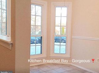 4 Devon Ct, Robbinsville, NJ 08691