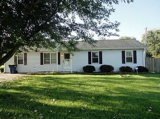 579 Pearl St, Whiteland, IN 46184