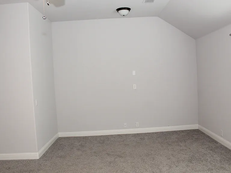 1221 Verheyden Dr — Photo 17