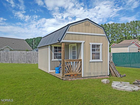 5th image of 3002 Oakwood Drive