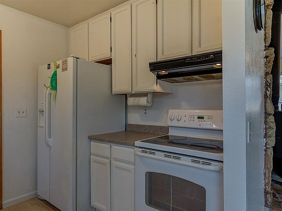 5th image of 240 N 15th St